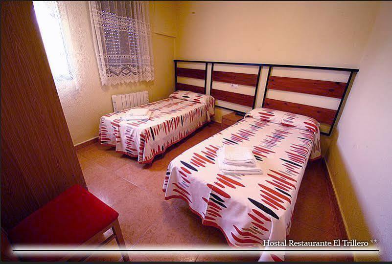 Hostal El Trillero Альканьис Экстерьер фото