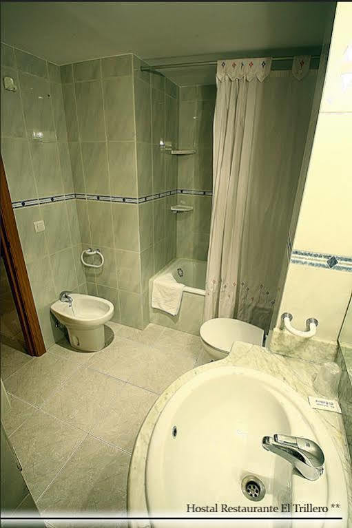 Hostal El Trillero Альканьис Экстерьер фото