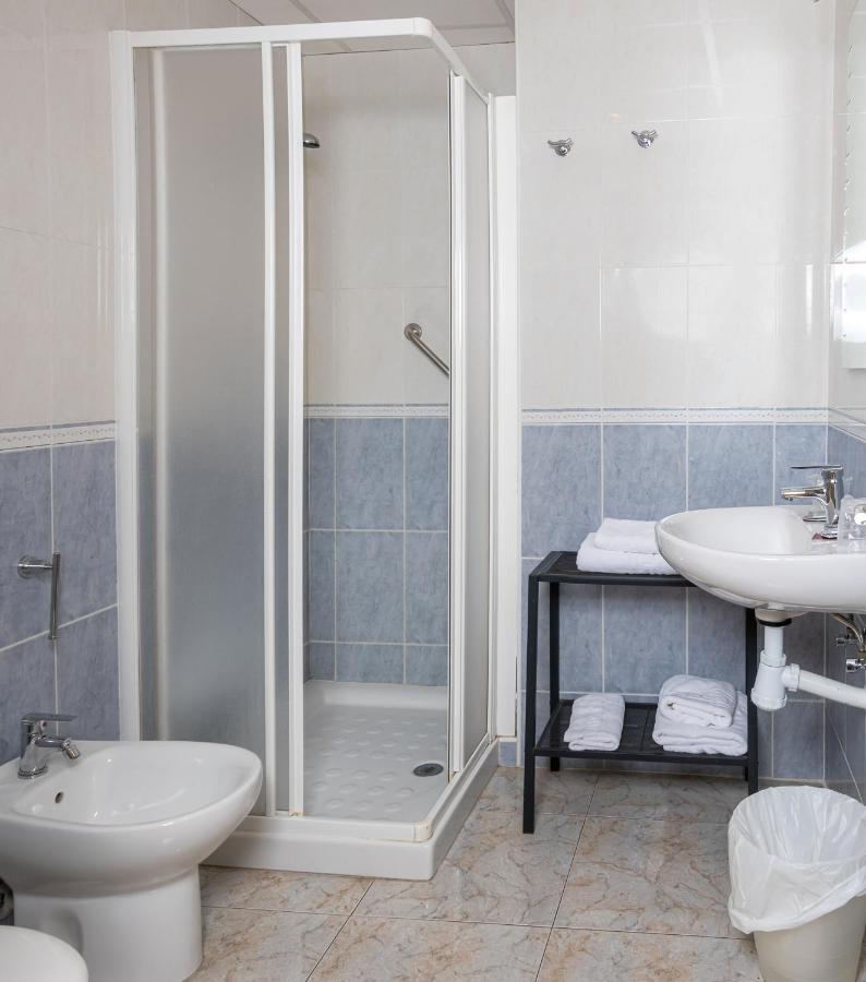 Hostal El Trillero Альканьис Экстерьер фото